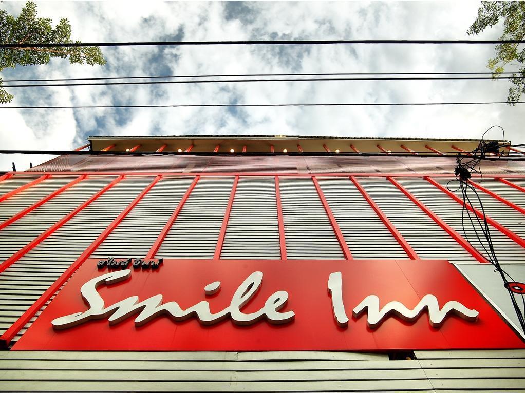 Smile Inn Bangkok Esterno foto